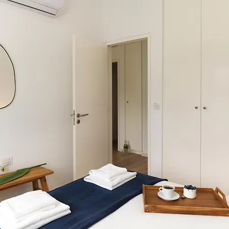 Villa Orchard - Newly Refreshed, Myconian Design With Infinity Pool, Close To Profitis Elias And Located Five Minutes Away From The Heart Of Protaras