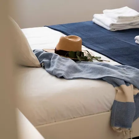 فيلة Orchard By Tangerine *