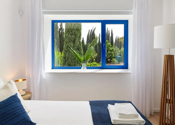 Vila Orchard By Tangerine